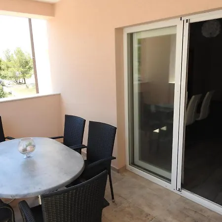 Hrvoje Klaric - Srima Apartment *