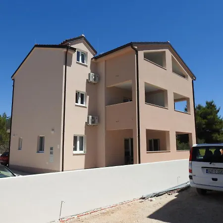 Hrvoje Klaric - Srima Daire