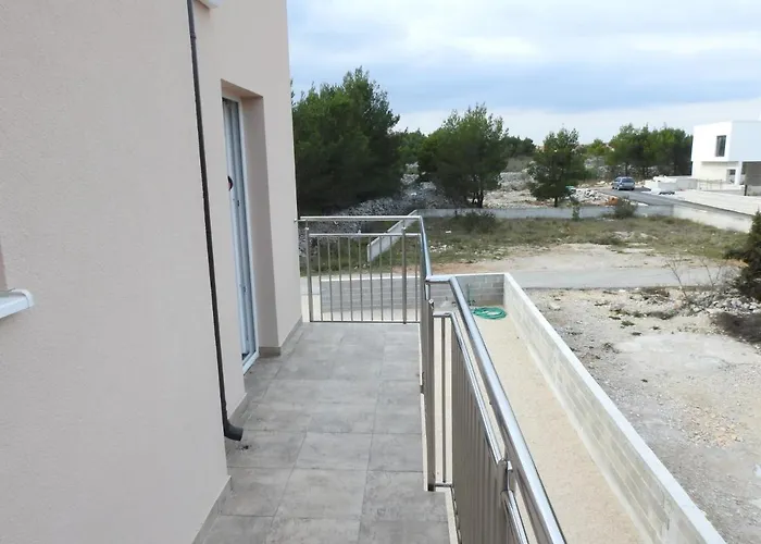 Hrvoje Klaric - Srima * Vodice