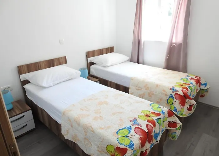 Hrvoje Klaric - Srima *