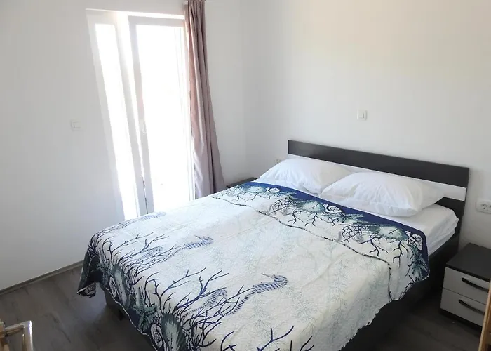 Hrvoje Klaric - Srima *